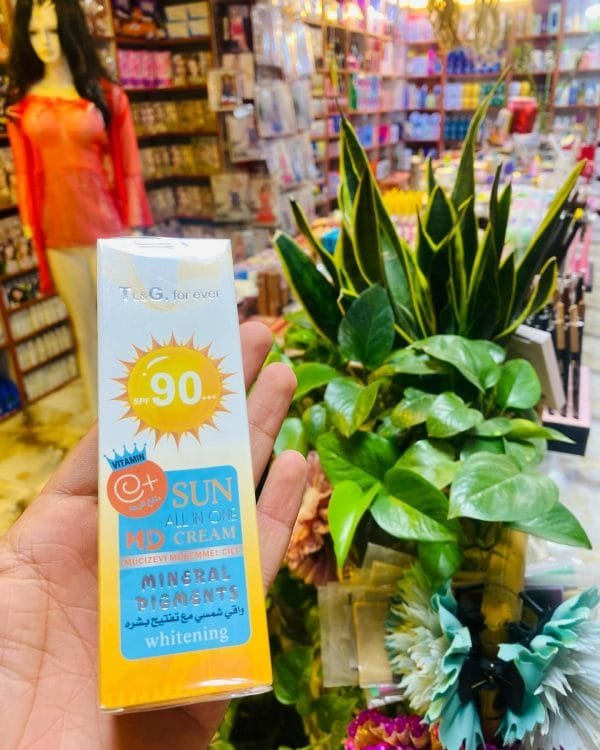 TL&G For Ever Sunscreen All-In-One HD Cream SPF 90 with Vitamin C