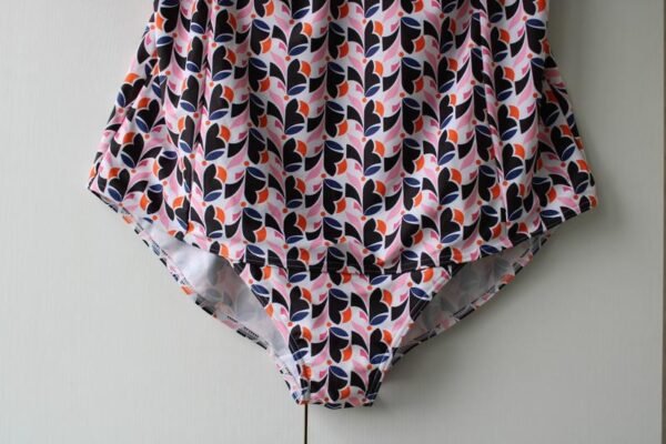 TU Women's Geometric Leaf Print Ruched One-Piece Swimsuit Size 6