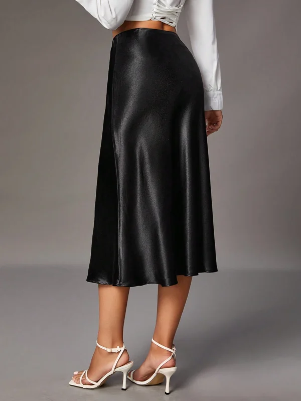 SHEIN Black Satin Midi Skirt – Size M