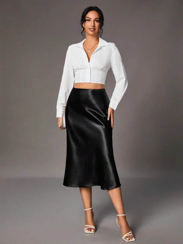 SHEIN Black Satin Midi Skirt – Size M