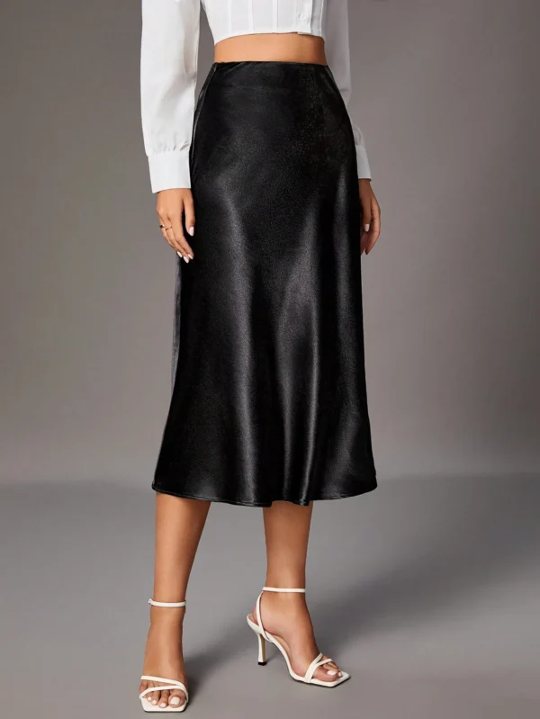 SHEIN Black Satin Midi Skirt – Size M