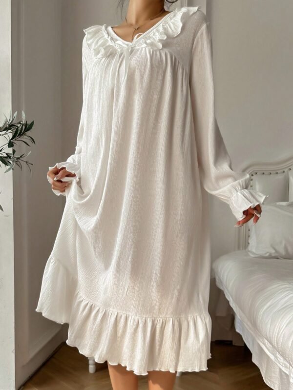 LOGIFIRST Soft White Ruffle Trim Long Sleeve Nightdress – Size M