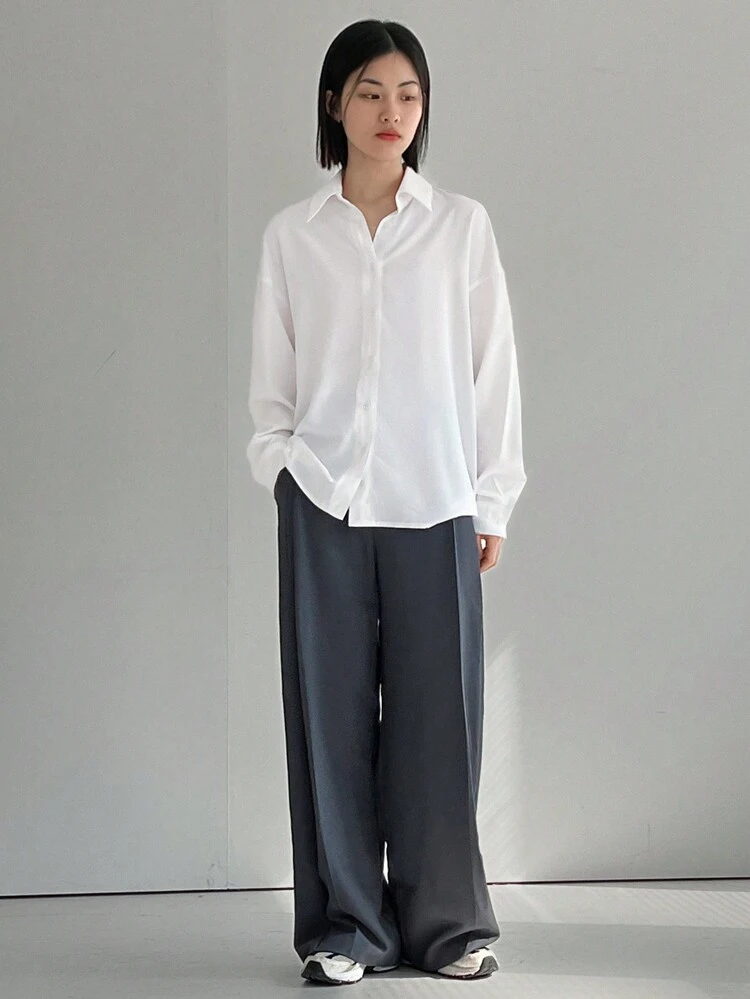 DAZY Classic White Button-Down Shirt – Size M