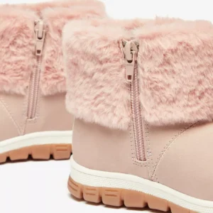 Juniors Girls’ Pink Faux Fur Winter Boots – Cozy, Stylish & Non-Slip Cold Weather Footwear