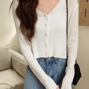 Dazy White Pearl‑Button Ribbed Cardigan – Size M, Chic Layering Knit