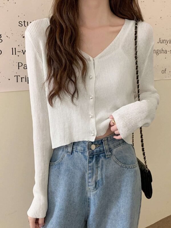 Dazy White Pearl‑Button Ribbed Cardigan – Size M, Chic Layering Knit