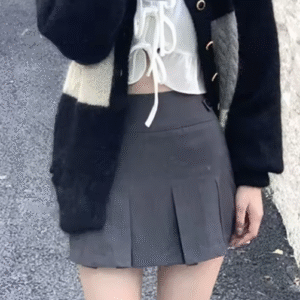 Liubiao Grey Pleated High-Waist Mini Skirt – Size S