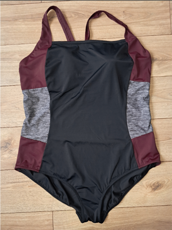 Women's Black and Burgundy Panel One-Piece Swimsuit – TU Size 12