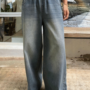 DAZY Women's Distressed Washed Loose Wide-Leg Jeans with Elastic Waist Size S