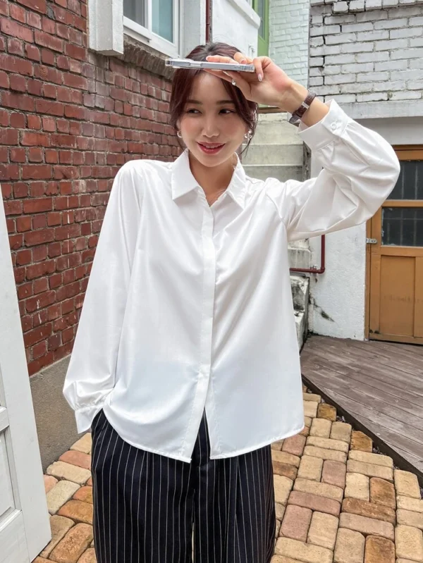 DAZY Women's Classic White Button-Up Long Sleeve Shirt – Size S