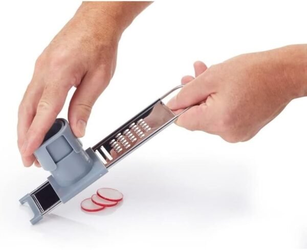 ke Stainless Steel Mini Grater with Safety Holder - Ideal for Garlic, Ginger & Nutmeg
