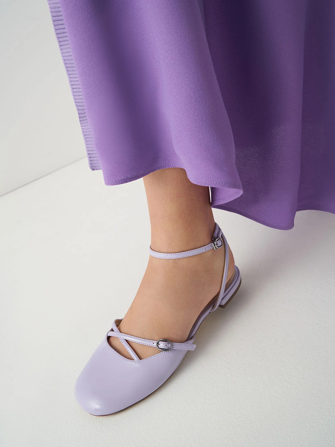 Chic Lavender Patent Leather Mary Jane Flats with Ankle Strap