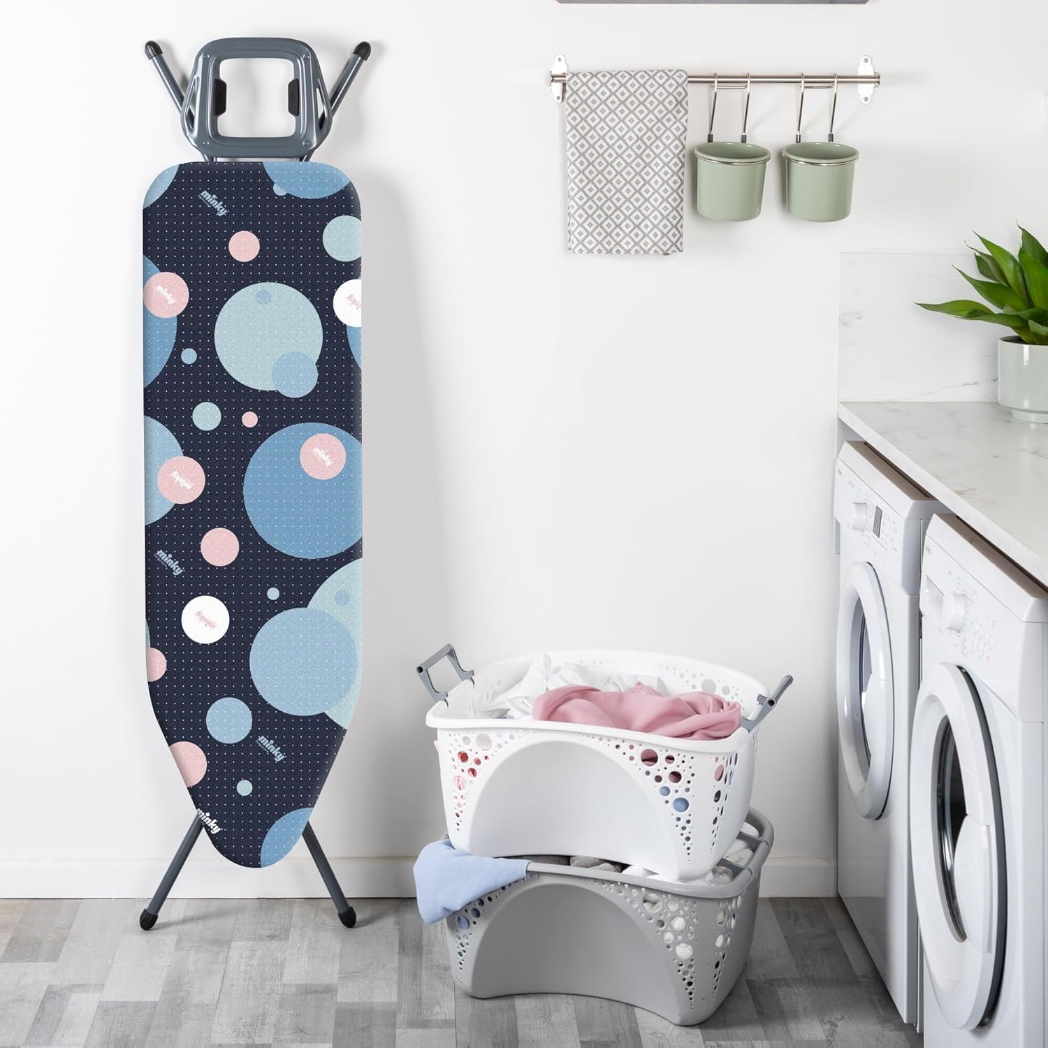 Minky Smart Fit Ironing Board Cover - Large (125 x 45 cm) - Super Tight Elasticated Fit, Thick Felt Backing, Machine Washable