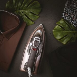 ADLER AD 5030 Steam Iron 3000W – Ceramic Soleplate, Vertical Steam & Self-Clean System