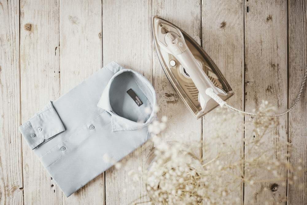 Camry CR 5018 Steam Iron 3000W – Ceramic Coating Powerful Steam Iron