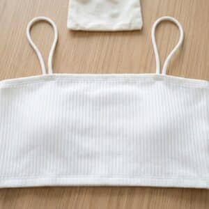 Minimalist White Ribbed Crop Top – Seamless Spaghetti Strap Cami Tank